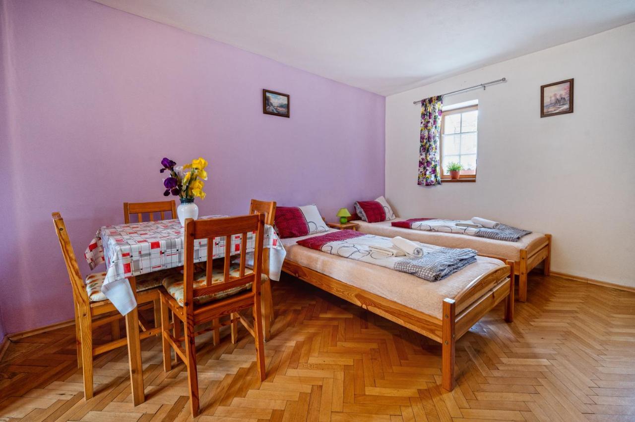 Penzion U Kostela Mikulčice Buitenkant foto