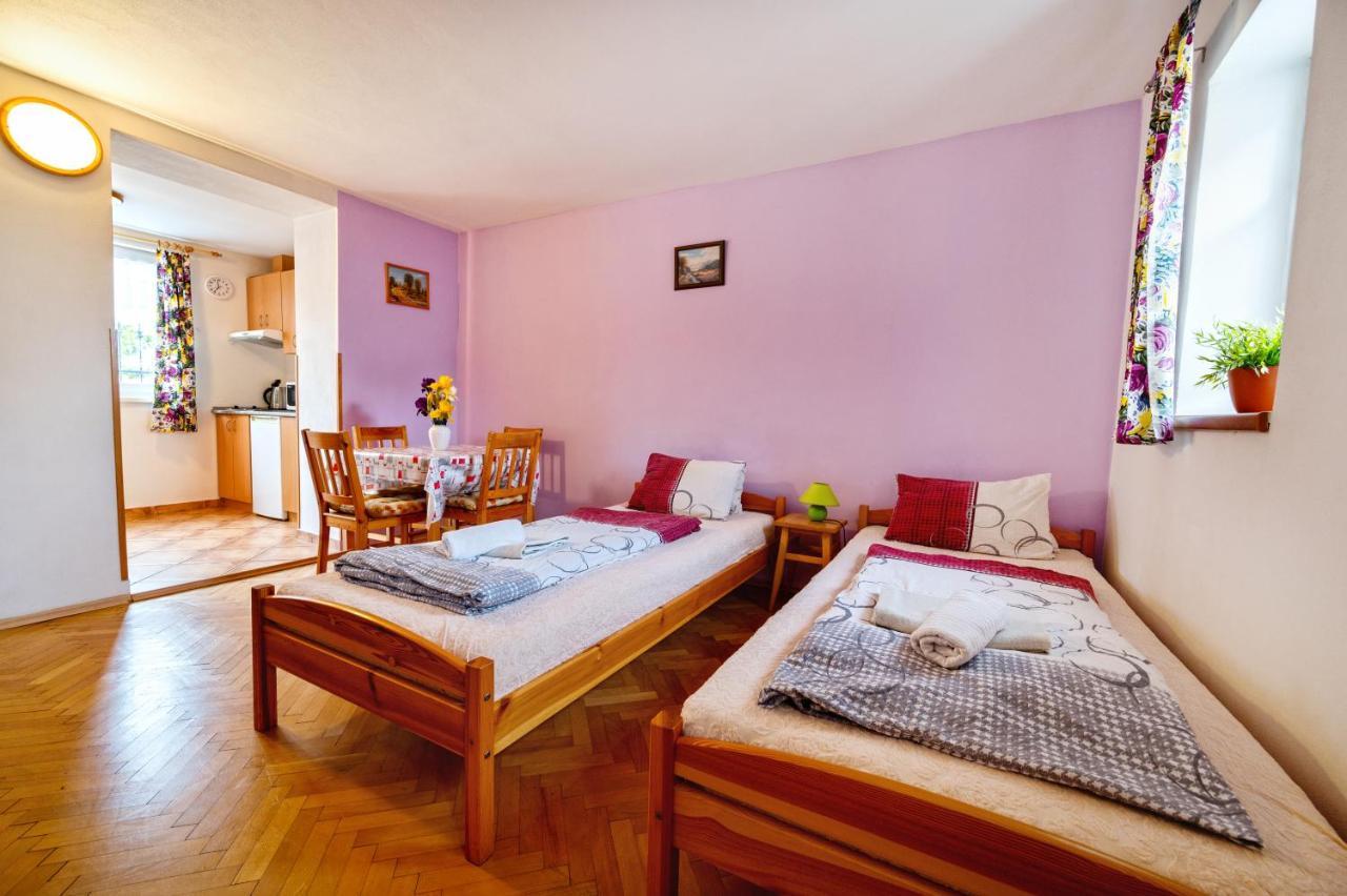 Penzion U Kostela Mikulčice Buitenkant foto
